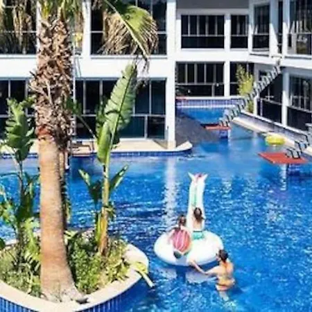 Essiz Konsept Daireden Havuza Ozel Girisli Apartment *